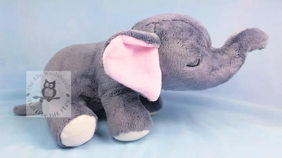 Fluffelfant Karlchen seitlich