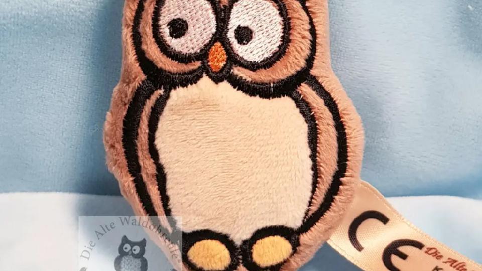 Logo-Waldohreule aus Plüsch