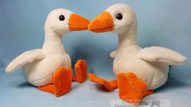 Zwei Fluffelenten Zusel