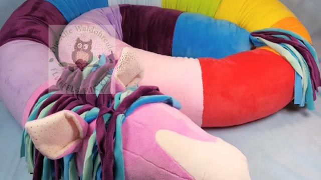 Bettschlange Pferdchen Polly rosa